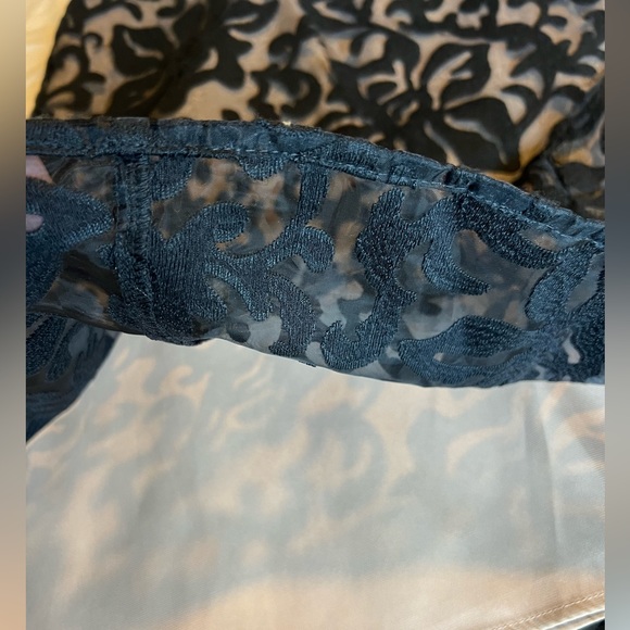 Ann Taylor short A-line skirt - Picture 3 of 6